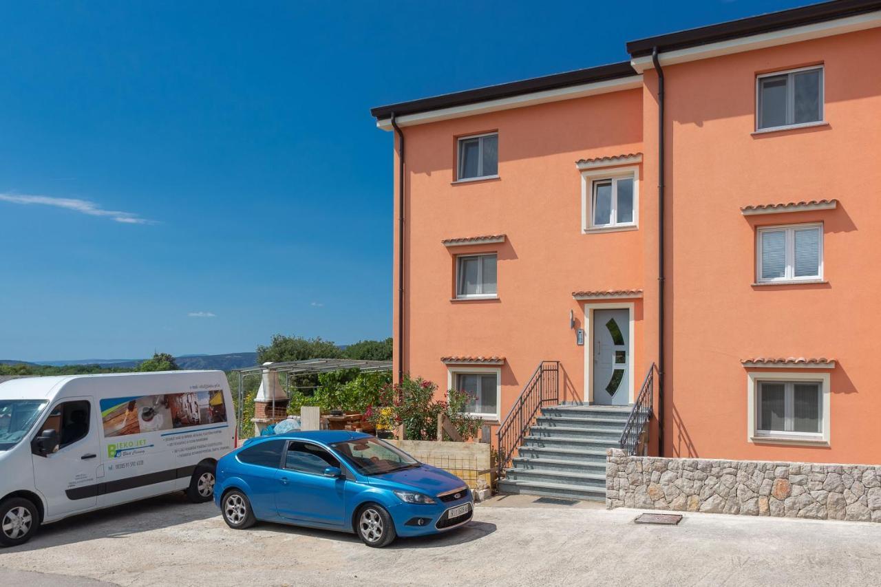 Gallery Apartment In Skrbčići Exteriér fotografie