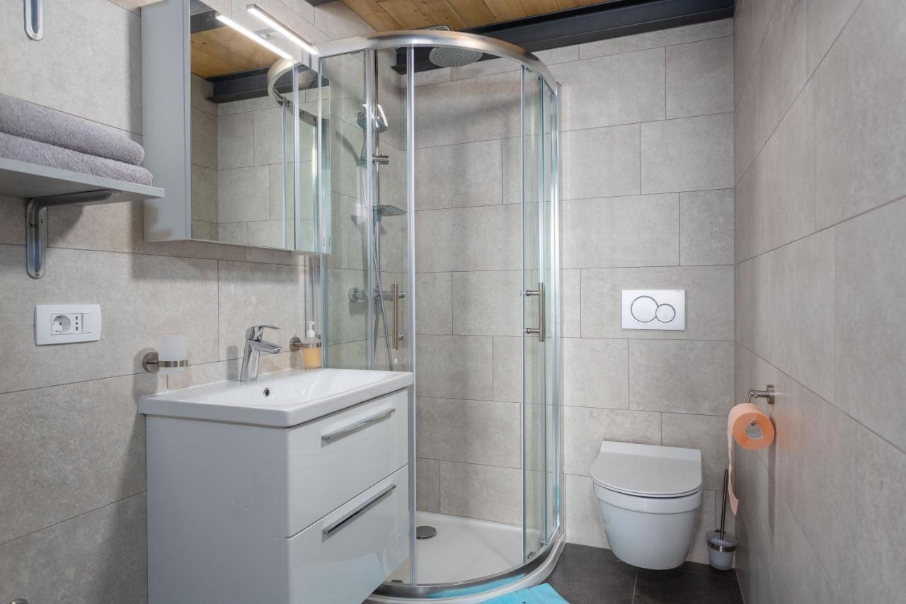 Gallery Apartment In Skrbčići Exteriér fotografie